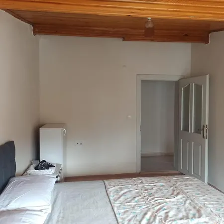 Margo Apart Apartment *